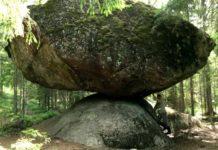 Kummakivi ja pitkäjärvikierros Kummakivi – Luonnonkaunis nähtävyys Suomessa