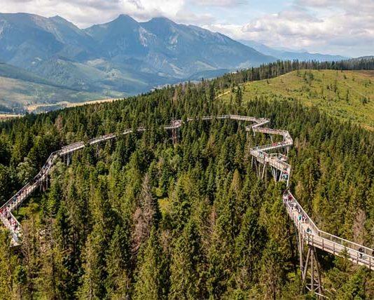 JUTTUIDEA: Slovakian kiehtova luontoelämys: Bachledova dolina Tatravuoristo Tsekissä