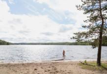 Iso-Tarusjärven hiekkaranta Iso-Tarusjärven hiekkaranta