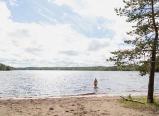 Iso-Tarusjärven hiekkaranta Iso-Tarusjärven hiekkaranta