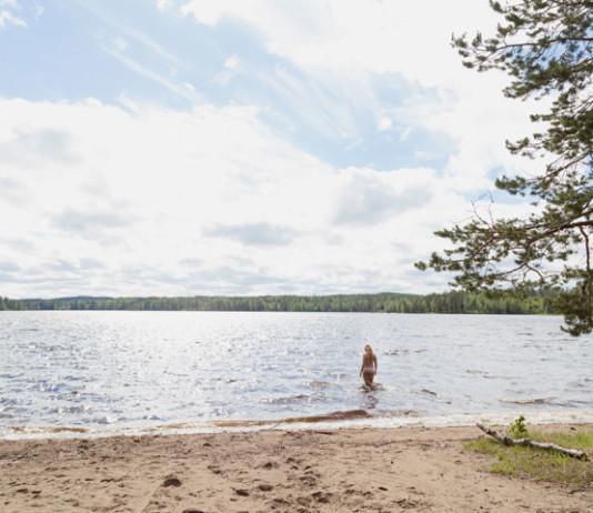 Iso-Tarusjärven hiekkaranta Iso-Tarusjärven hiekkaranta