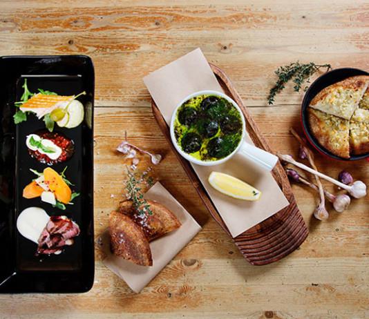 Konstailematonta italialaista ruokaa ja pihvejä tarjoileva Ravintola Pannu Ravintola Pannu Oulussa