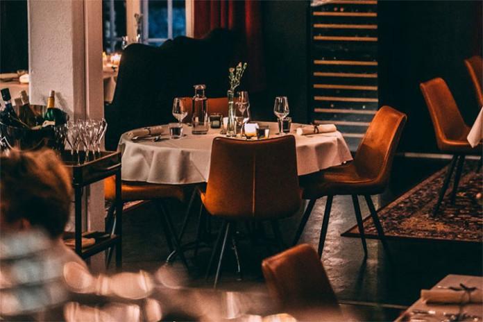 Hämeenlinnan paras ravintola Suomen 50 parasta ravintolaa äänestyksessä 100 parhaan joukossa