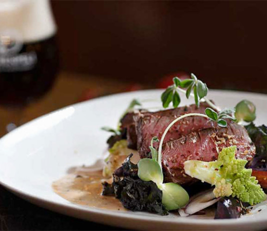 Lahti sai uuden Chaîne des Rôtisseurs -kilpiravintolan Taivaanrannasta Lahden paras ravintola -osion Ravintola Taivaanranta