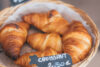 ranskalainen kylakauppa croissantit